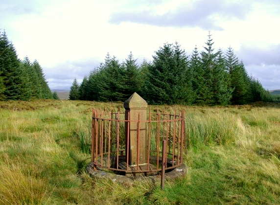 Allans Cairn