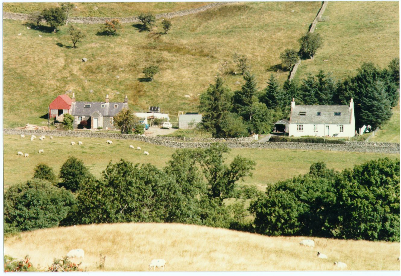 Princes Cottage left, probably on the site of Upper Craigencoon, and Thornie Park on Auchenbrack